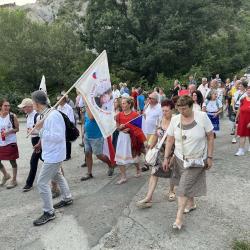 25.6. - večerní návrat procesí do Yebra de Basa