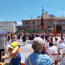 25/6 – Fiesta en la plaza Biscós, Jaca